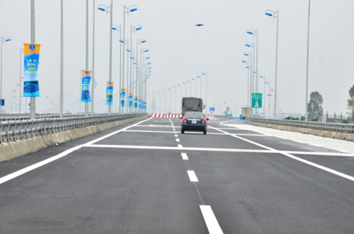 Thông tin báo chí
về tiến độ thực hiện Dự án đầu tư nâng cấp tuyến đường Pháp Vân - Cầu Giẽ,
thành phố Hà Nội theo hình thức BOT
